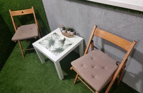 Dniprovs'kyi District Apartamento | Home Hotel Apartments on Livoberezhna