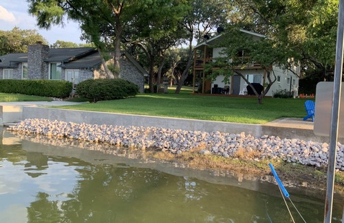 Buchanan Dam Casa | Home in a Protected Cove on Lake Buchanan.