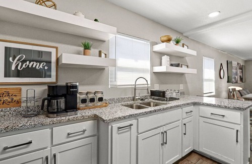 El Paso Casa | Home in central El paso / Medical Ctr of Americas
