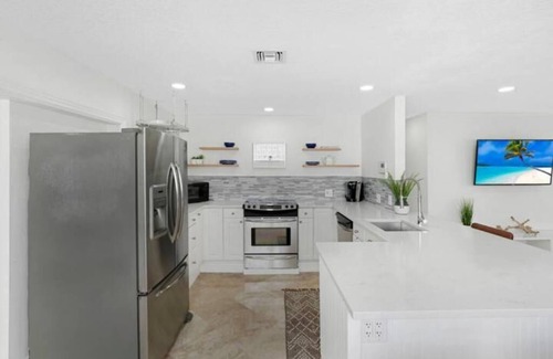 Delray Beach Casa | Home in Delray Beach · ★New · 2 bedrooms · 5 beds · 2 baths