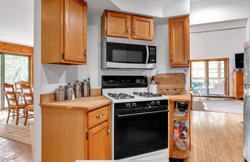 South Kortright Casa | Home in Hobart - Roxbury Near Skiing and Weddings.