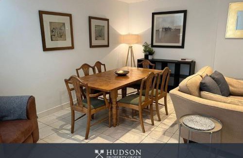 Coalbrookdale Casa | Home in Ironbridge with Rear Garden