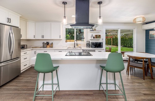 Lochsloy Casa | Home in Lake Stevens with large fenced yard