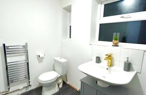 Levenshulme Apartamento | Home in Levenshulme, Manchester