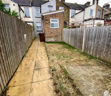 Gillingham Apartamento | Home in Medway Gillingham