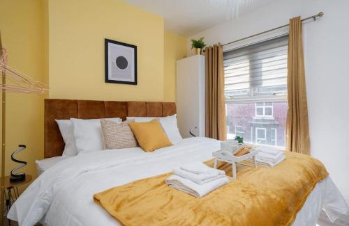 Birkenhead Apartamento | Home in Merseyside, Birkenhead, Wirral Peninsular