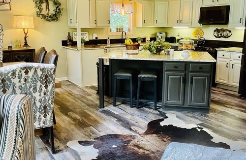 Mill Spring Casa | Home in Mill Spring/Hendersonville no Hurricane damage