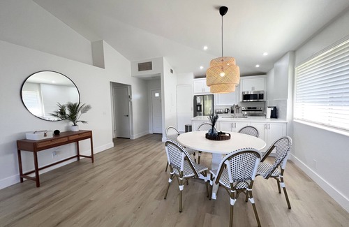Hunt Club Villa | Home in Palm Beach Gardens - Luxurious 2 Bedroom Cottage at PGA National