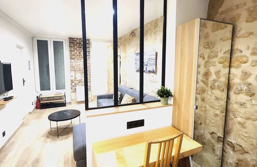 Quartier Sainte-Avoye Apartamento | Home in Paris Chatelet/Marais great apt for 6px