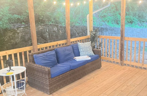 Spring Hill Casa | Home in South Charleston, WV