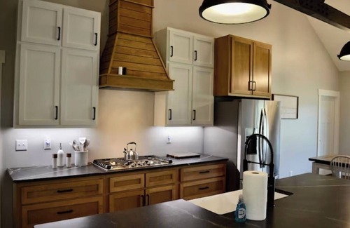 Gainesboro Casa | Home in the Country by the Roaring River