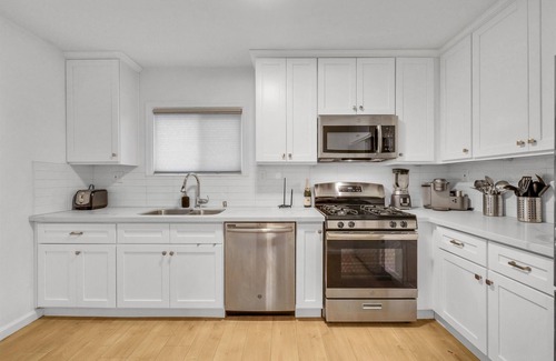 North Central Casa | Home in the Heart of Pasadena!
