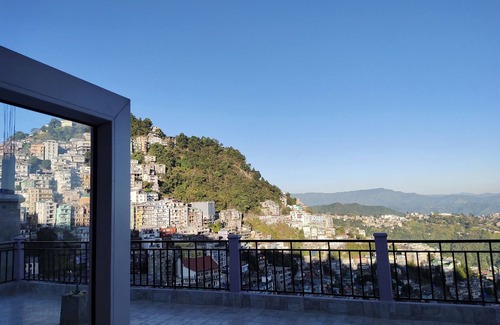 Aizawl Casa | Casa en las colinas con vista inigualable