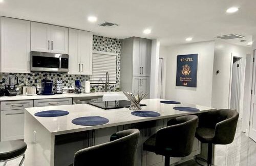 West Palm Beach Casa | Home in West Palm Beach, FL -Ware