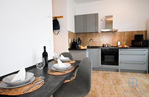 Minden Apartamento | Home Inn Apartments - 301