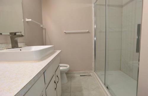 Dalhousie Casa | Home Inn Calgary Dalhousie