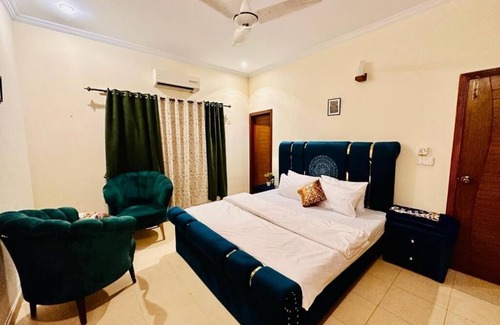 E-11 Sector Hotel | Home Inn Guest House E-11-2