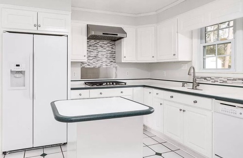 Aiken Casa | Home located 8 minutes from downtown Aiken and 30 minutes from Augusta National!
