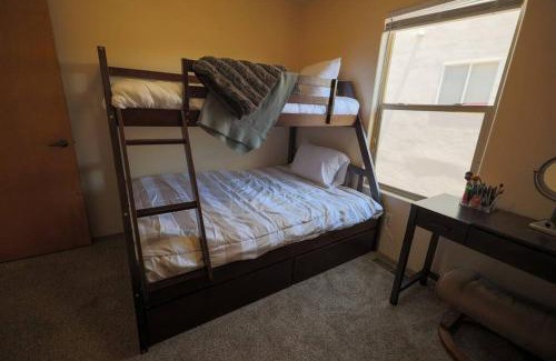Northeast Heights Casa | Home near Balloon Fiesta Park!