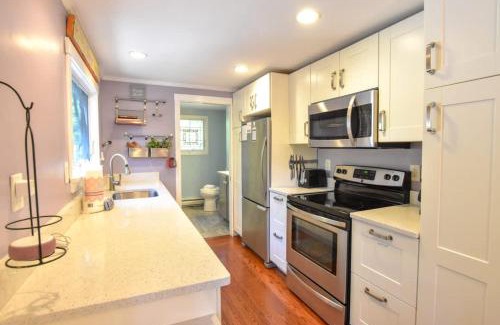 Wellfleet Casa | Home Near Oceanside Beaches Dog Friendly