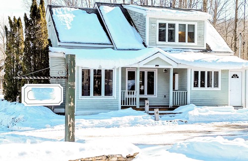 Winhall Casa | Home near Stratton & Bromley with washer/dryer