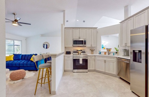 Indian Trails Casa | Home near the beach with private pool, inviting patio, streaming & AC
