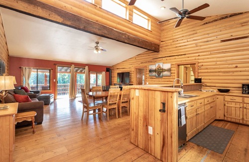 Whitefish Casa | Home on 16 acres w/ easy trail access, hot tub & fire pits - Stillwater Mountain Lodge