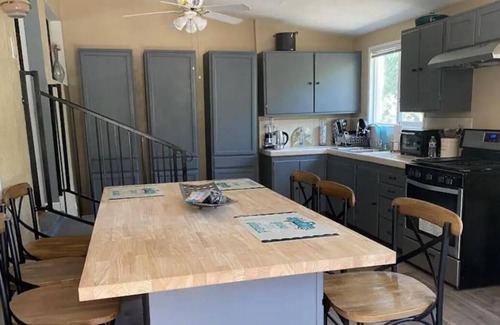 Pearblossom Cabaña | Home on half an acre in Los Angeles County