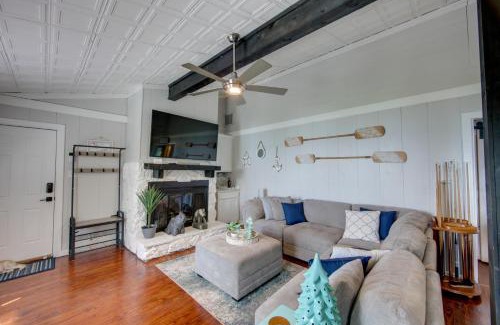Dogwood Casa | Home On Lake Bob Sandlin with Private Boat Dock!