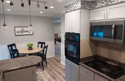 Canton Casa | Home on Marilyn by the Hall of Fame