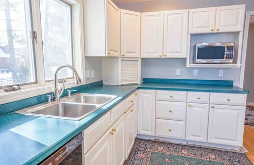 Mandana Casa | Home on Skaneateles Lake with dock near Marina