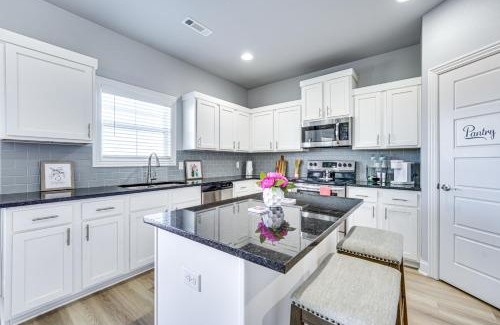 Bentonville Casa | Home on the Hill 8 Mi to Bentonville City Square