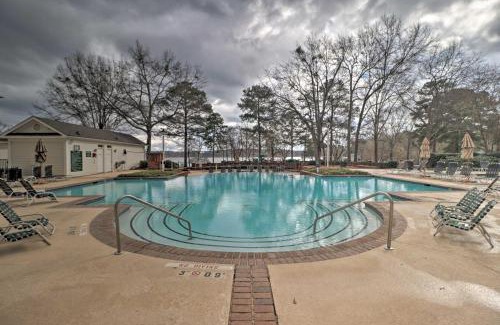 Lake Oconee Casa | Home Overlooking Lake Oconee with Resort Amenities!