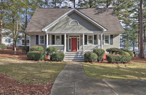 Lake Oconee Casa | Home Overlooking Lake Oconee with Resort Amenities!