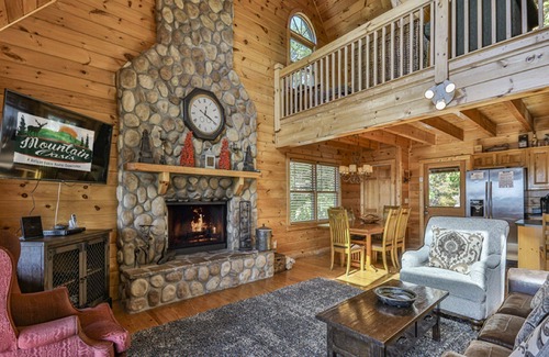 Ellijay Cabina | Home Run View - Impresionantes vistas al lago Carter, capacidad para 15