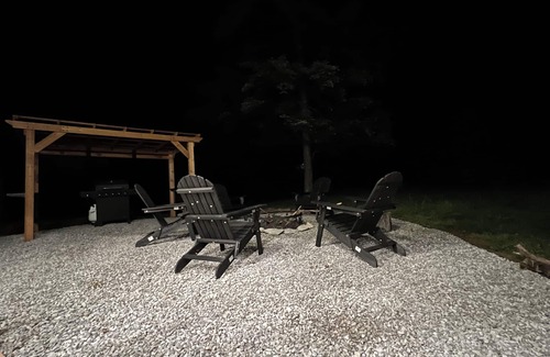 Sloans Valley Casa | Home/ Sleep 14/ Lake/ 2Bath/ 4Bed/ Near Boat Ramp/ Pet Friendly