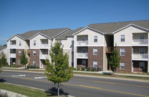 Charlotte Apartamento | Home Stay your Home Away From Home