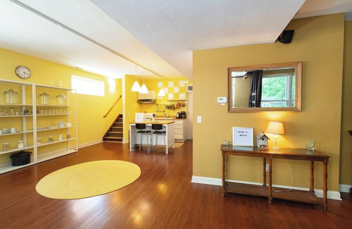 Oberlin Casa | Home STEPS from Oberlin