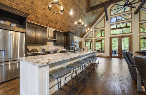 Hochatown Cabina | Home Sweet 'Homa - Rustic Chic Luxury- 5 Bedroom Cabin w/ ALL Amenities!