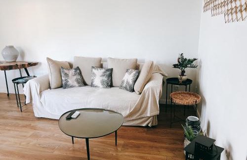 Bastia Apartamento | HOME SWEET HOME 2 pièces 42 m2 Chambre, salon, cuisine, grande terrasse, parking proche centre ville et mer