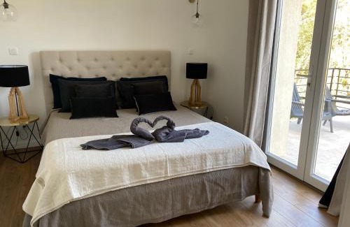 Bastia Apartamento | HOME SWEET HOME 2 pièces 42 m2 Chambre, salon, cuisine, grande terrasse, parking proche centre ville et mer