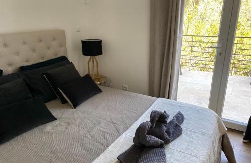 Bastia Apartamento | HOME SWEET HOME 2 pièces 42 m2 Chambre, salon, cuisine, grande terrasse, parking proche centre ville et mer