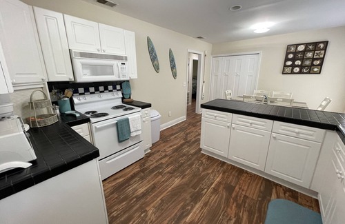 Myrtle Grove Casa | Home Sweet Home, 7 Minutes From Carolina Beach