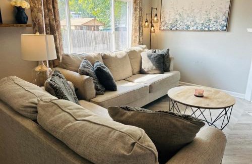 Sutherlin Casa | Home Sweet Home