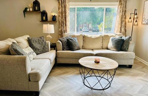 Sutherlin Casa | Home Sweet Home