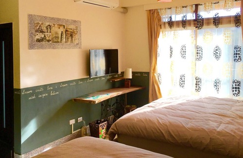 Jinning Casa | Home & Teak Homestay