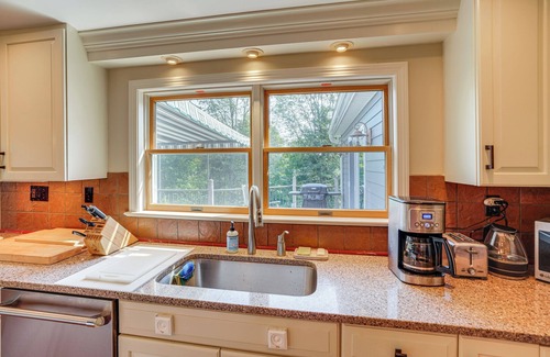 Hollowville Casa | Home w/ Fire Pit, Near Downtown Hudson + Skiing!