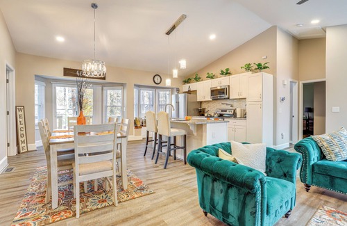 Woodstock Casa | Home w/ Grill & Games - 17 Mi to LakePointe Sports