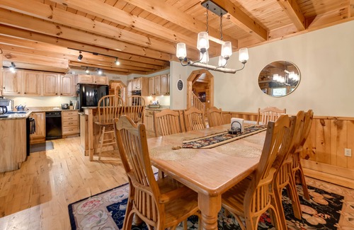 Waynesville Cabina | NUEVO-Waynesville Home 8 Mi to Smoky Mtn Nat’l Park!