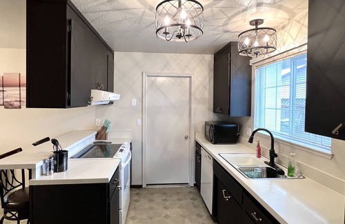 Salinas Casa | Home w/Pool & Jacuzzi, Short Drive to Monterey/Carmel Beach